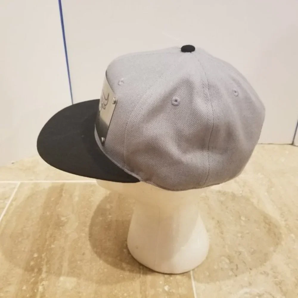 Classics Hardwoods Snapback Hat‎ Metal Plate Chicag